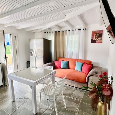 Appartement Domaine de Bas-Vent à Deshaies Extérieur photo